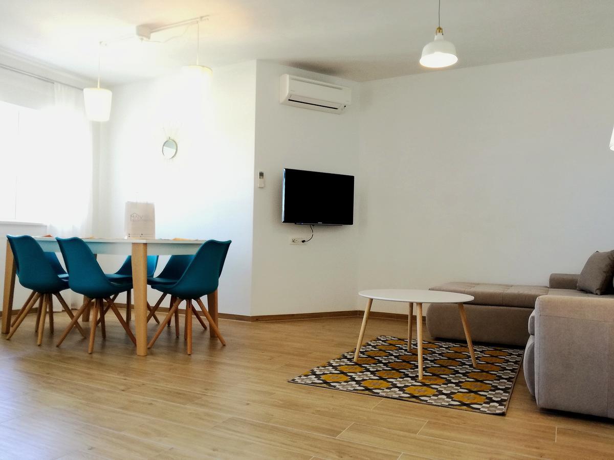 Maiv Residence - Family & Designer Suites Rogoznica  Bagian luar foto
