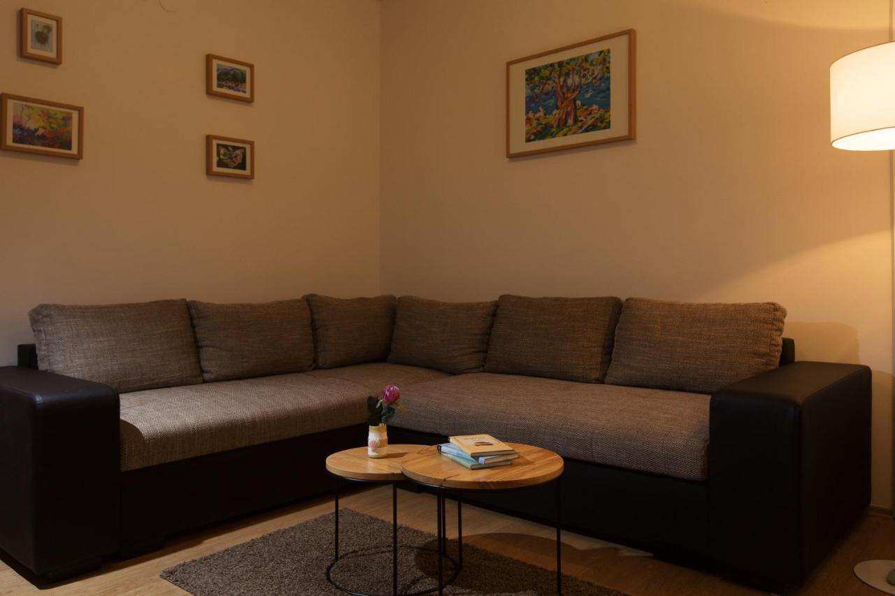 Maiv Residence - Family & Designer Suites Rogoznica  Ruang foto