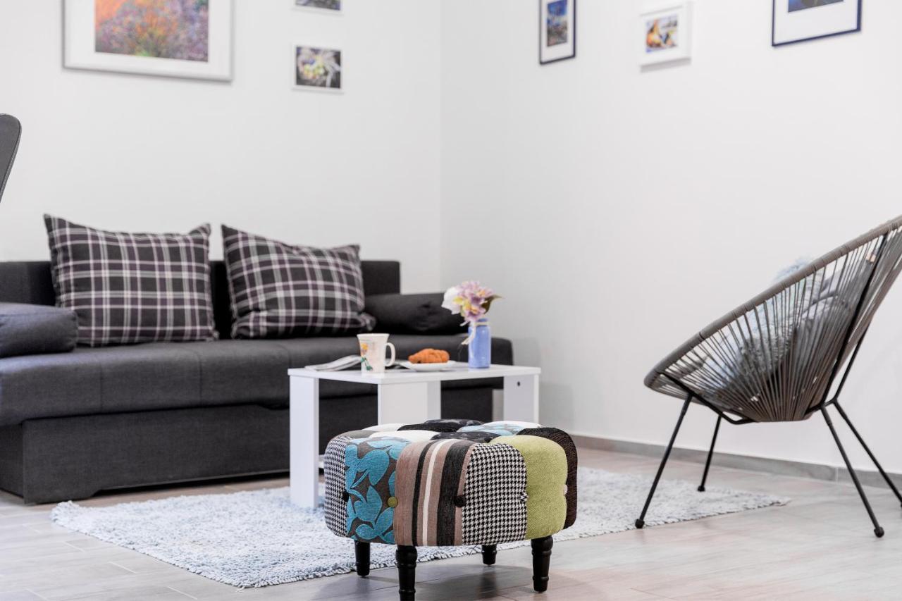 Maiv Residence - Family & Designer Suites Rogoznica  Ruang foto